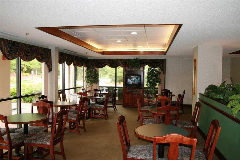 Baymont By Wyndham Mcdonough Hotel Restaurant billede